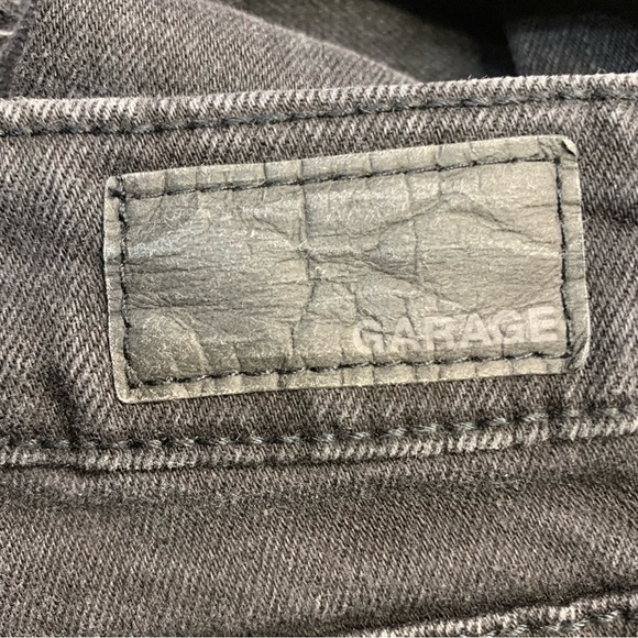 Garage Denim~Women’s/Juniors Super Skinny Distressed Black Jeans with Holes~Sz 7 - Picture 11 of 13